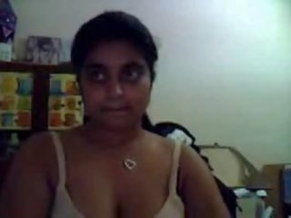 Nude Indian mademoiselle Ritu Striping & Possing Her Boobs