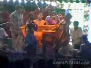 Andhra oryantal dans film kaza internet üzerinden
