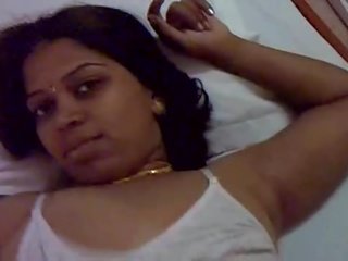 Tremendous desi aunty bokong fucked at ooty