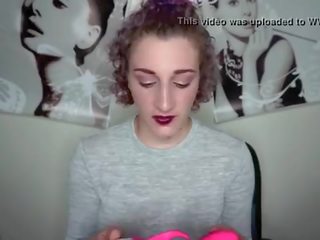 Gadis menggunakan xxx film toy- membeli porno mainan dari kita call- 8479014444